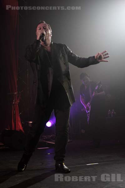 SIMPLE MINDS - 2010-06-18 - PARIS - Le Bataclan - 